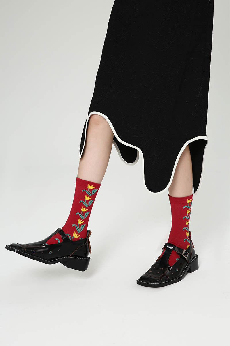 Red Botanical Print Women's Crew Socks, Comfortable Cotton Blend Premium Ankle Socks