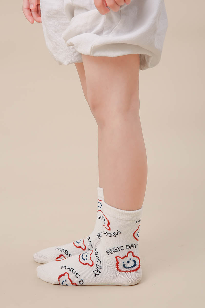 Colorful Bear Kids Crew Socks - Comfortable Cotton Blend Vibrant Animal Pattern Socks for Toddlers and Children